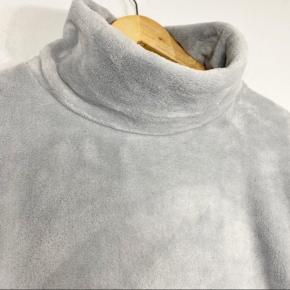 SOFT SURROUNDINGS Glacier Plush Fleece Pullover Cozy Gray Women's Sweater - Picture 9 of 11